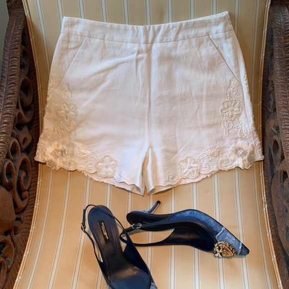 INTERMIX KAYLA EMBROIDERED WHITE COTTON LINEN BLEND SHORTS FULLY LINED SIZE 4 - Picture 9 of 16
